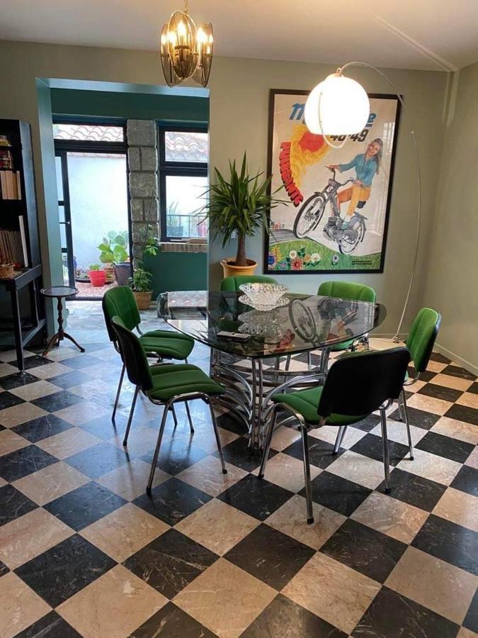 Отель La Casa Sanills Saint-Hippolyte  Экстерьер фото